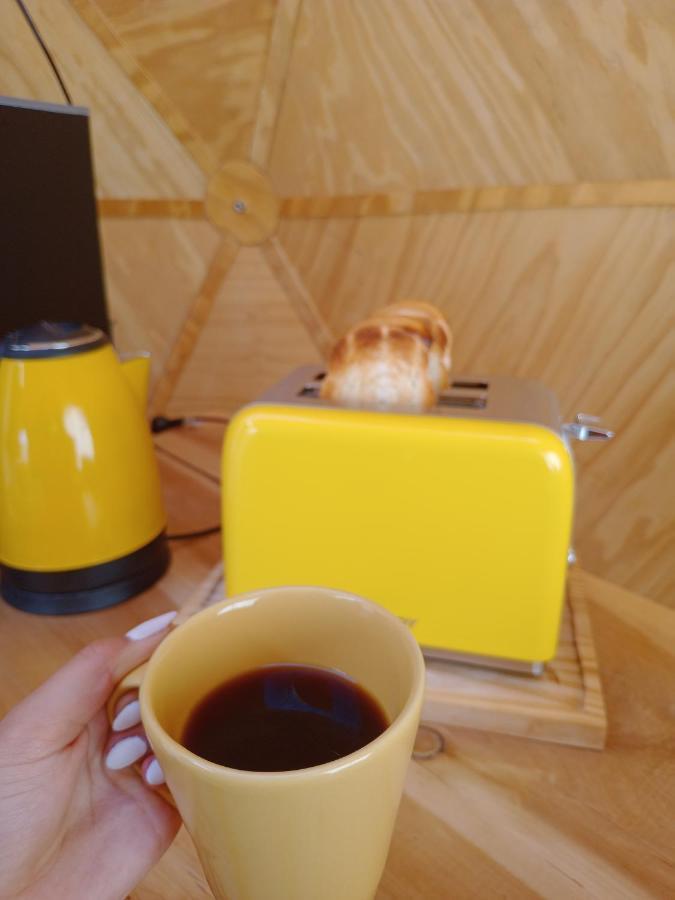 Boreas Ecoluxury Glamping เอลกาลาฟาเต ภายนอก รูปภาพ
