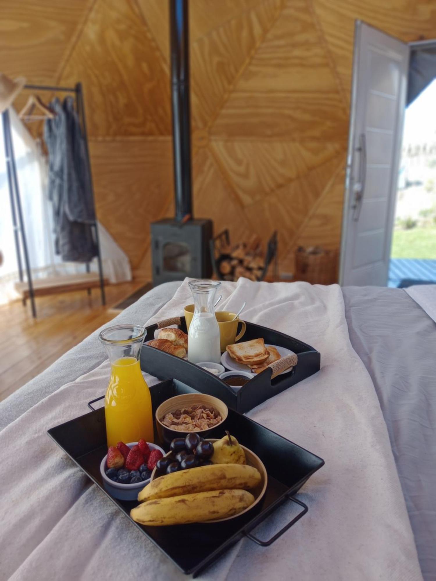 Boreas Ecoluxury Glamping เอลกาลาฟาเต ภายนอก รูปภาพ